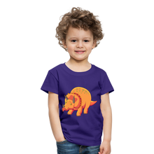 Load image into Gallery viewer, Kinder Premium T-Shirt - Dino Triceratops - Lila