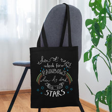 Załaduj obraz do przeglądarki galerii, Jutebeutel RAINBOW and STARS - Schwarz