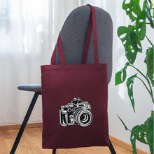 Carregar imagem no visualizador da galeria, Retro Jutebeutel mit Spiegelreflex-Kamera - Burgunderrot