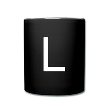 Carregar imagem no visualizador da galeria, Schwarze Tasse mit großem weißem Buchstaben L im Monogramm-Design