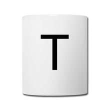 Ladda upp bild till gallerivisning, Weiße Tasse mit großem schwarzem Buchstaben T, Monogramm-Design