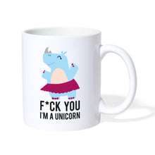 Ladda upp bild till gallerivisning, Weiße Tasse mit blauem Nashorn im roten Tutu, das sich für ein Einhorn hält