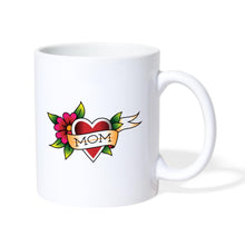 Carica l'immagine nel visualizzatore di Gallery, Mama Tasse mit Herz und Blume weiß - Weiß