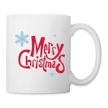 Indlæs billede til gallerivisning Weiße Weihnachtstasse mit rotem Schriftzug Merry Christmas, Schneeflocke und Sternen