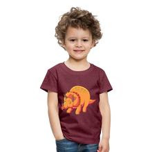 Load image into Gallery viewer, Kinder Premium T-Shirt - Dino Triceratops - Bordeauxrot meliert
