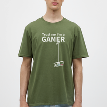 Carica l'immagine nel visualizzatore di Gallery, Männer T-Shirt - Trust me I'm a GAMER - Militärgrün
