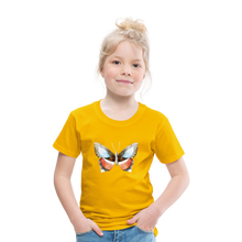Load image into Gallery viewer, Kinder Premium T-Shirt mit Schmetterling - Sonnengelb
