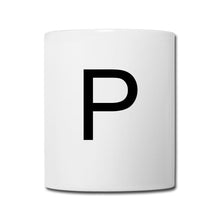 Ladda upp bild till gallerivisning, Weiße Tasse mit großem schwarzem Buchstaben P als Monogramm-Initiale
