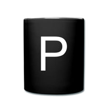 Carica l'immagine nel visualizzatore di Gallery, Schwarze Tasse mit großem weißen Buchstaben P in moderner Schrift
