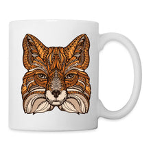 Charger l'image dans la galerie, Fuchs-Tasse mit kunstvollem Fuchskopf im Mandala-Zentangle-Stil in Orange und Braun
