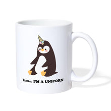 Załaduj obraz do przeglądarki galerii, Tasse mit Cartoon-Pinguin mit Eis-Horn und Spruch „I'm a Unicorn“
