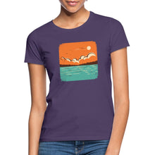 Afbeelding in Gallery-weergave laden, Frauen T-Shirt - Vacation - Dunkellila
