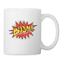 Carica l'immagine nel visualizzatore di Gallery, Comic-Tasse mit gelbem Schriftzug BOOM! in rotem Pop-Art-Explosionsstern
